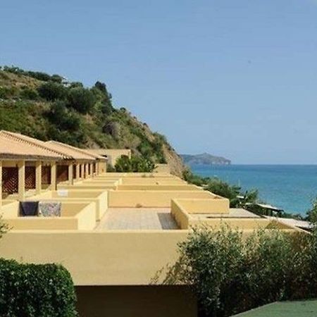 Villaggio Club La Maree Пискиота Екстериор снимка